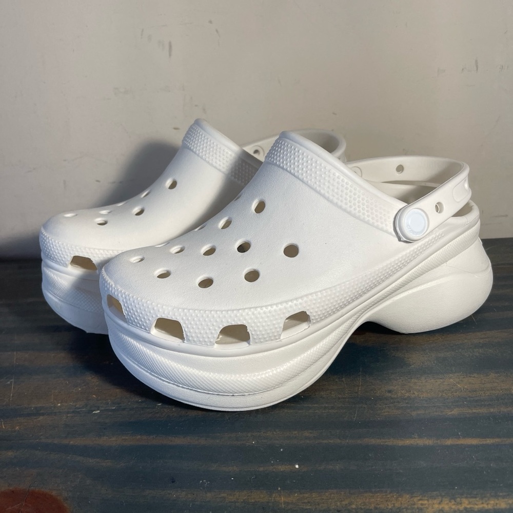 Crocs Womens Slingback Classic Bae Platform Clog Sandals White Size 8